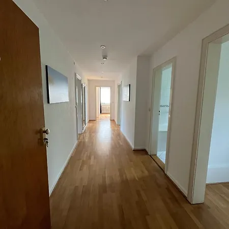 Kontinental Apartment *